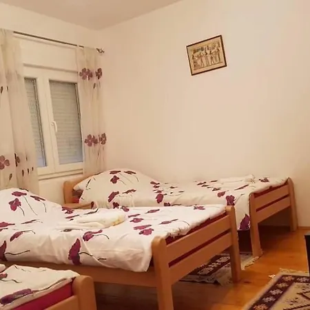 Ada's * Mostar