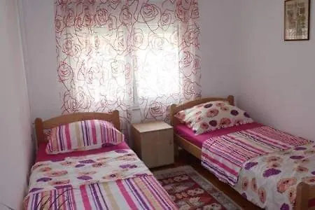 Guest house Ada's